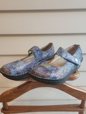 Alegria Paloma Blue Metallic Mary Jane Womens Shoes Sz 38